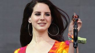 Del Rey cancels tour due to health