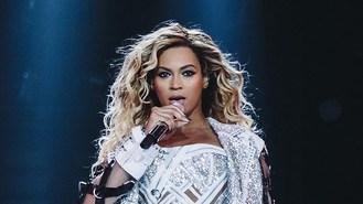 Beyonce sings happy birthday to fan