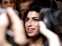 Winehouse album back in US charts