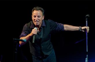 Bruce Springsteen working on solo LP