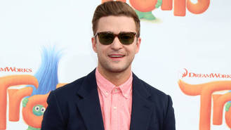 Justin Timberlake shocks Australian students with surprise music masterclass