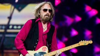 Tom Petty remembered by family at private funeral service