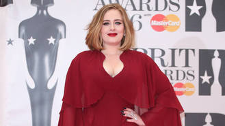 Adele to sign a $130 million record deal - report