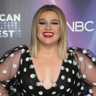 Kelly Clarkson shuts down rivalry talk as Jennifer Hudson launches daytime show