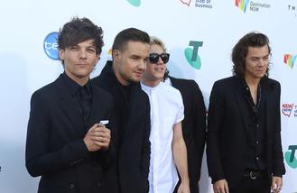 One Direction dedicate Billboard award to 'brother' Zayn Malik