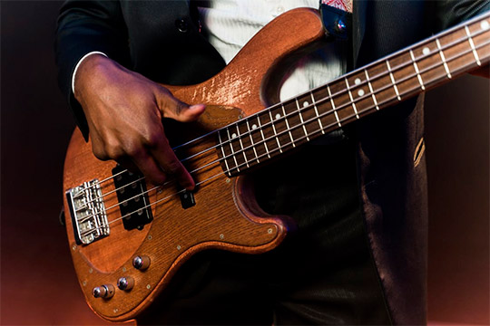Playing electric guitar