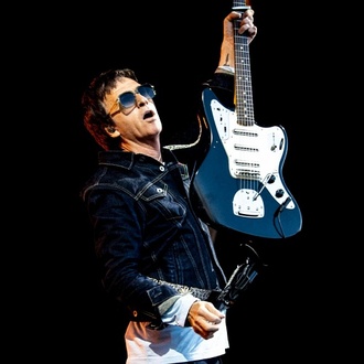 Johnny Marr Auctions Guitars Used by Oasis