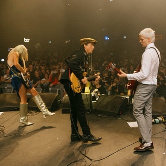 Carl Barât Joins The Molotovs at Kentish Town Show