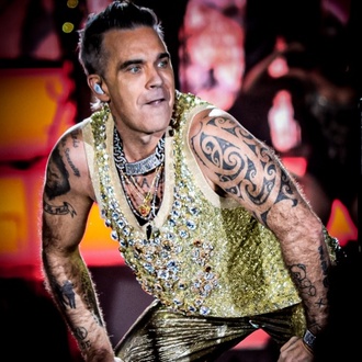Robbie Williams Named Album Icon for 2026