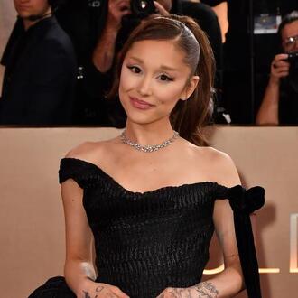 Ariana Grande Swaps Heels for Comfort After Foot Injury