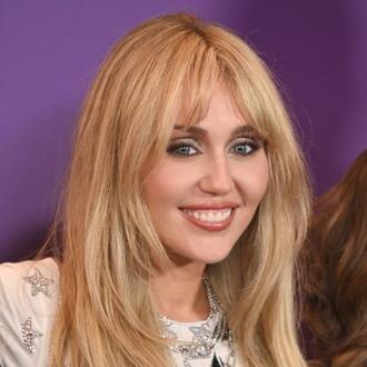 Miley Cyrus Announces New Album Bass Persuades
