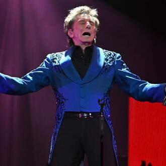 Barry Manilow Cancels Vegas Shows After Bronchitis
