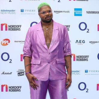 MNEK calls off Bulldozer!! tour weeks before launch
