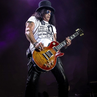 Slash Receives 2026 Les Paul Spirit Award